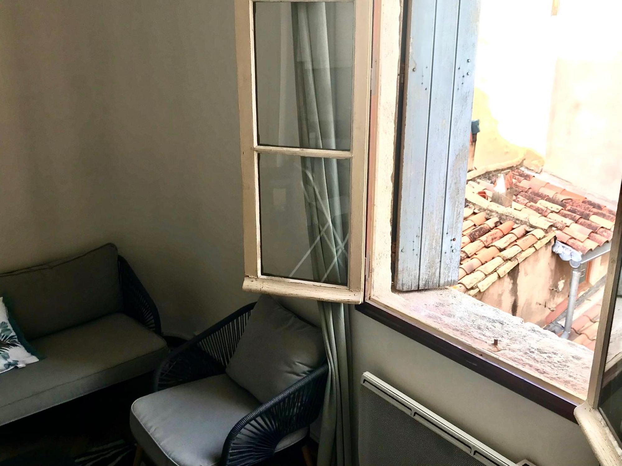 Appartement Cosy Et Calme - Centre Historique Montpellier Bagian luar foto