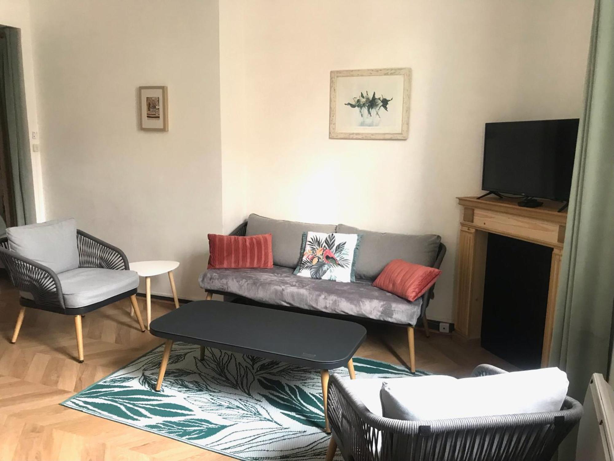 Appartement Cosy Et Calme - Centre Historique Montpellier Bagian luar foto